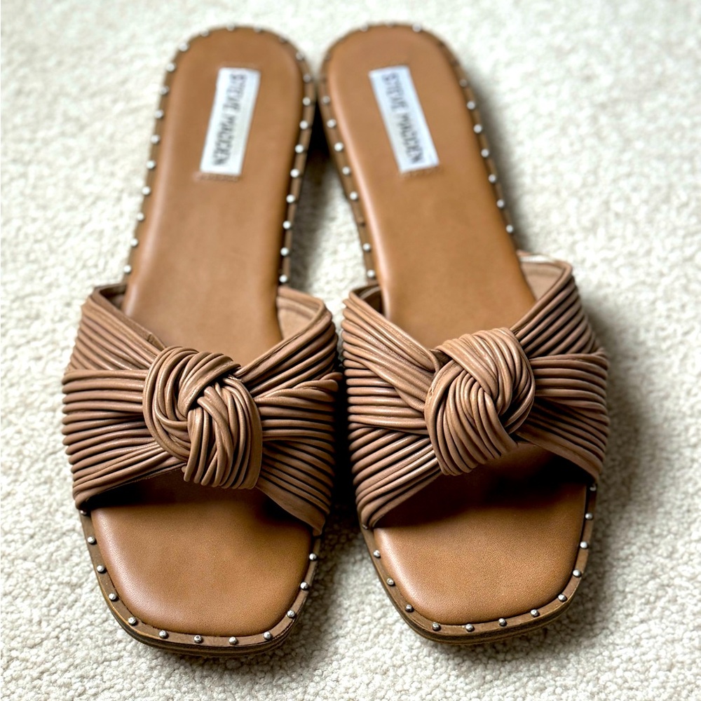Steve Madden knot sandals!